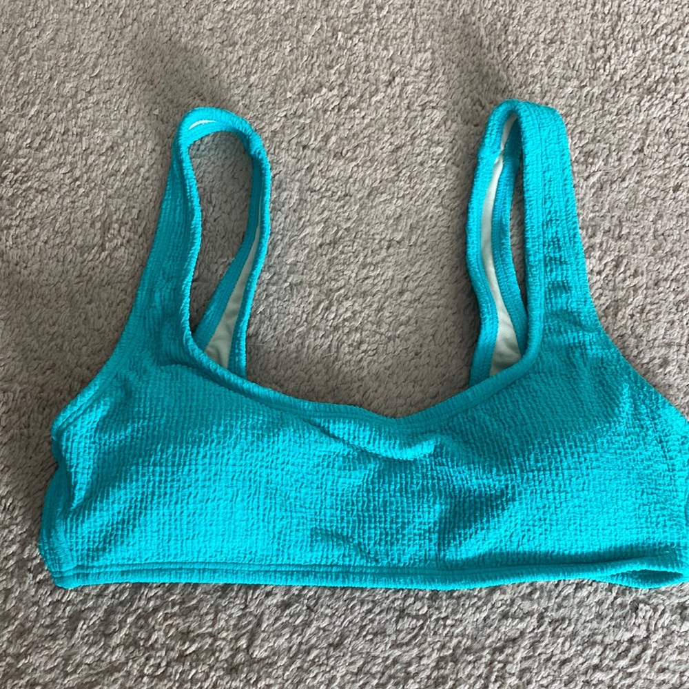 NWOT Vici scoop neck bikini top-5.